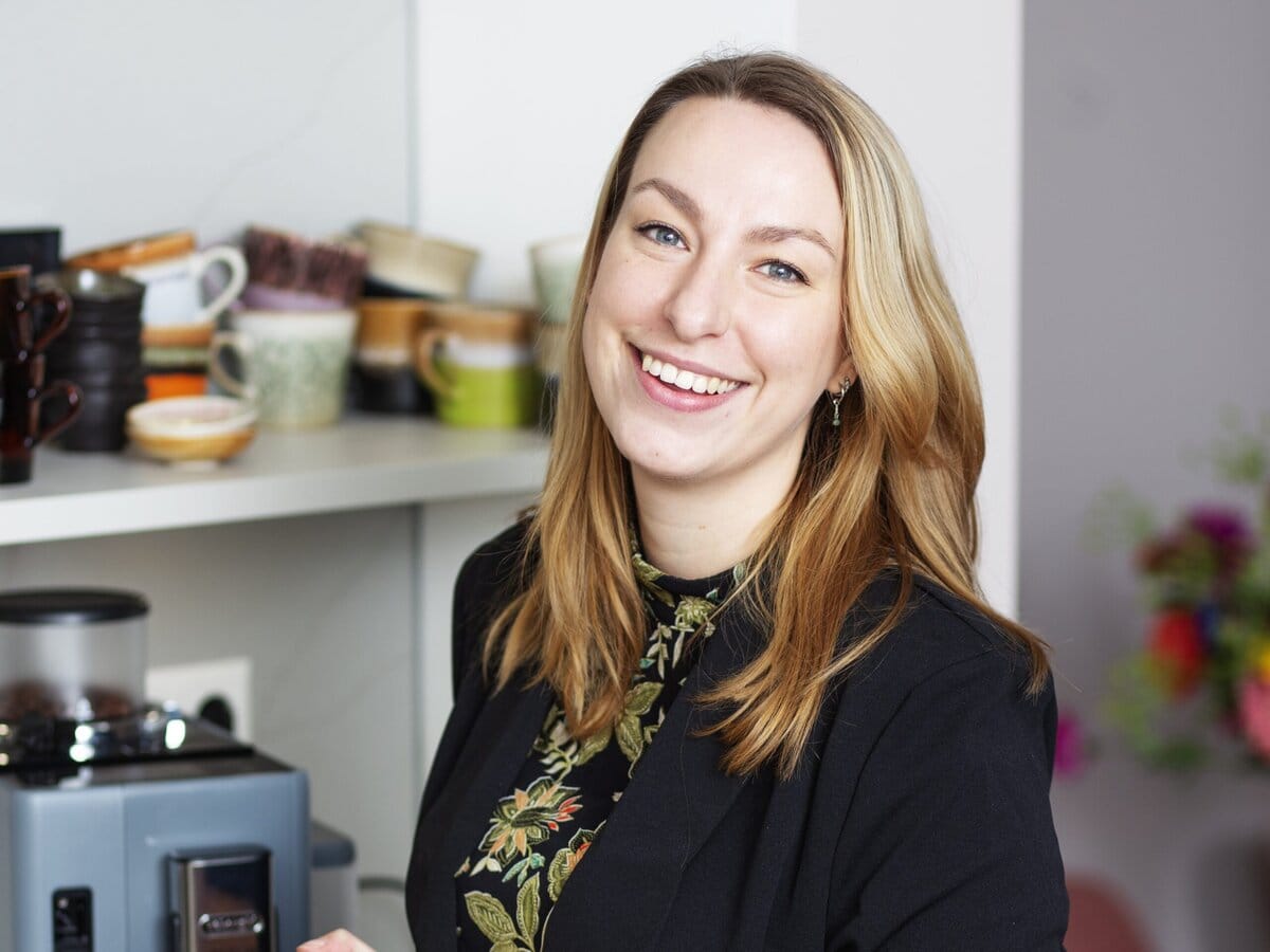 Marieke in de studio