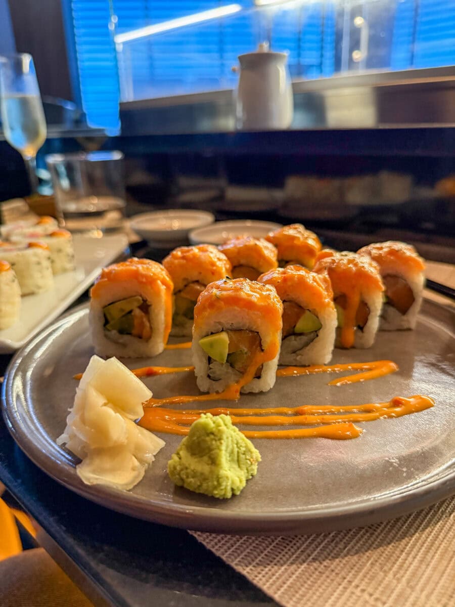 Verse sushi met zalm uit Alaska