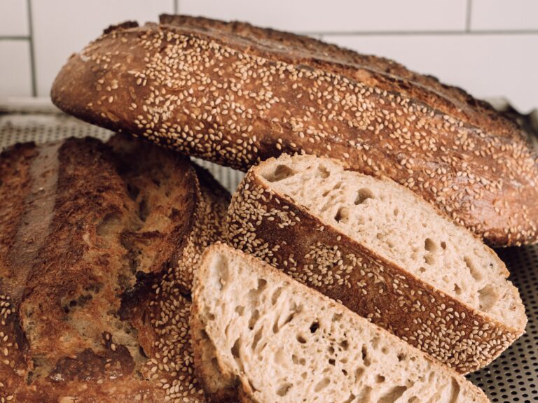 Sesam-tarwebrood met miso