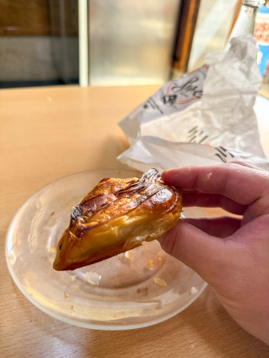 Pastizzi met ricotta op Malta