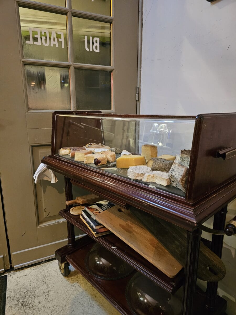 Kaaskar bij Aan Tafel bij Fagel in Den Bosch