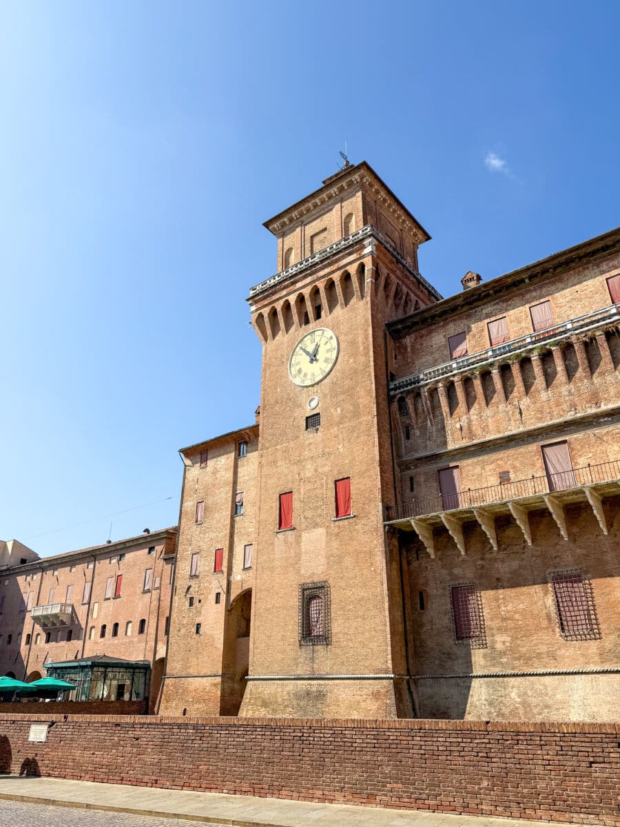 Castello Estense in de Italiaanse stad Ferrara