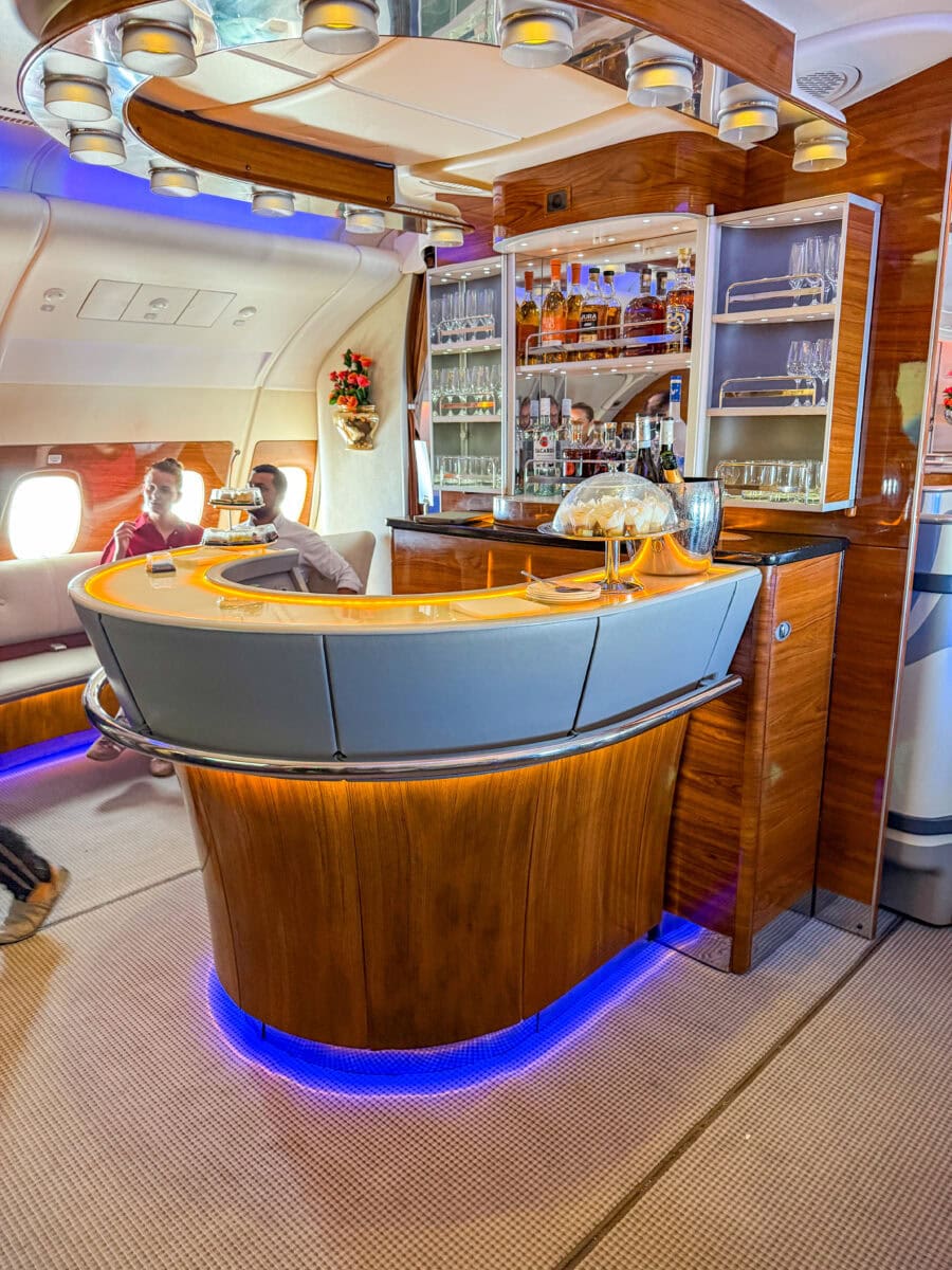 Bar aan boord van A380 Emirates