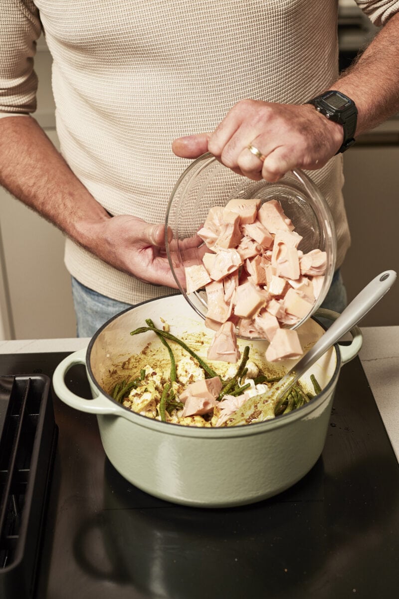 willem giet jackfruit in pan