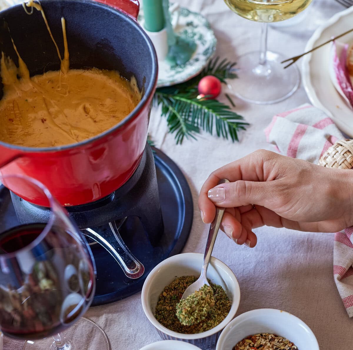 bakje met harissa kaasfondue