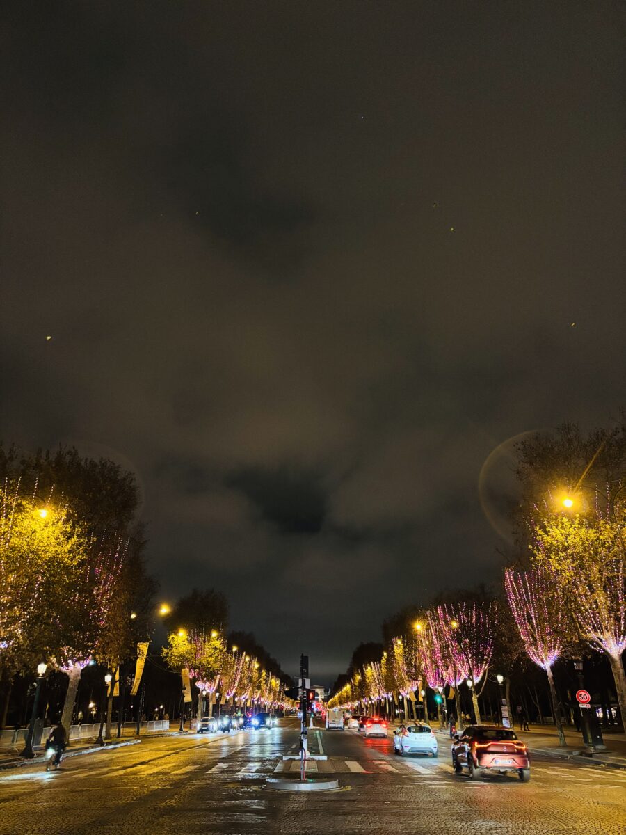 Champs Elysées kerst Parijs