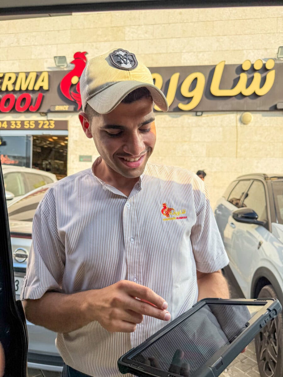 Bestelling wordt opgenomen bij Shawarma Al Farooj