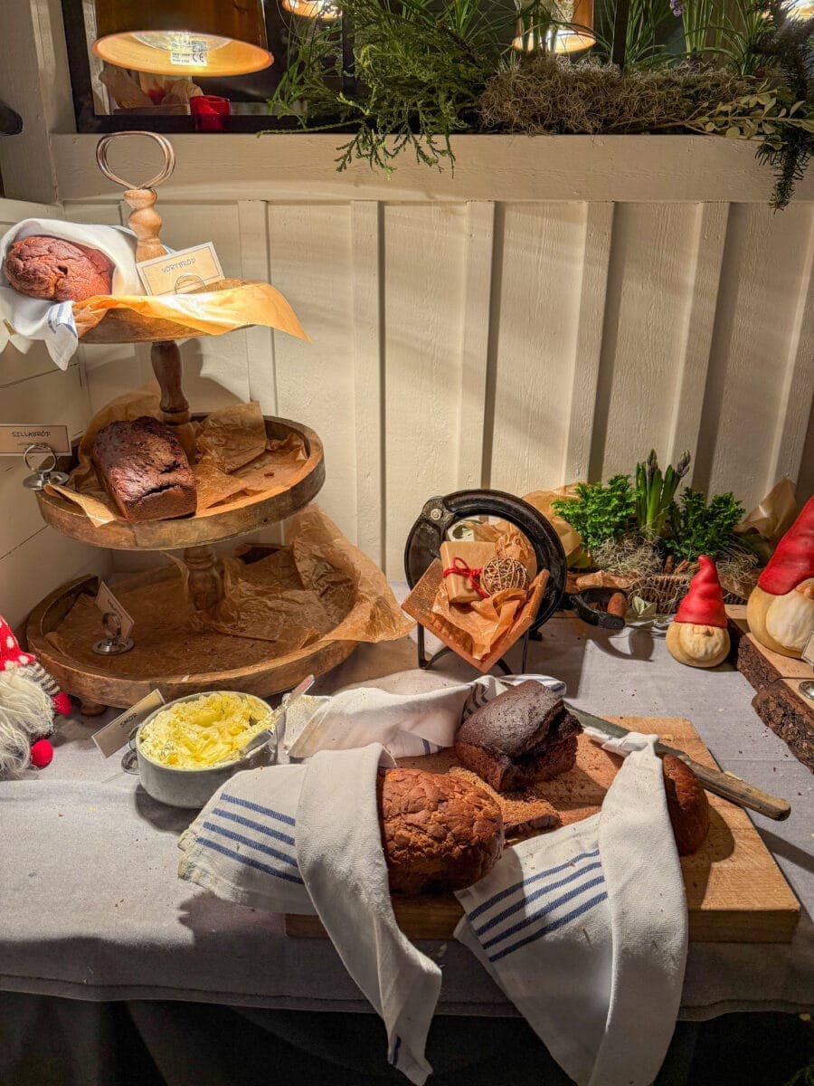 Vers brood bij kerstdiner in Zweden