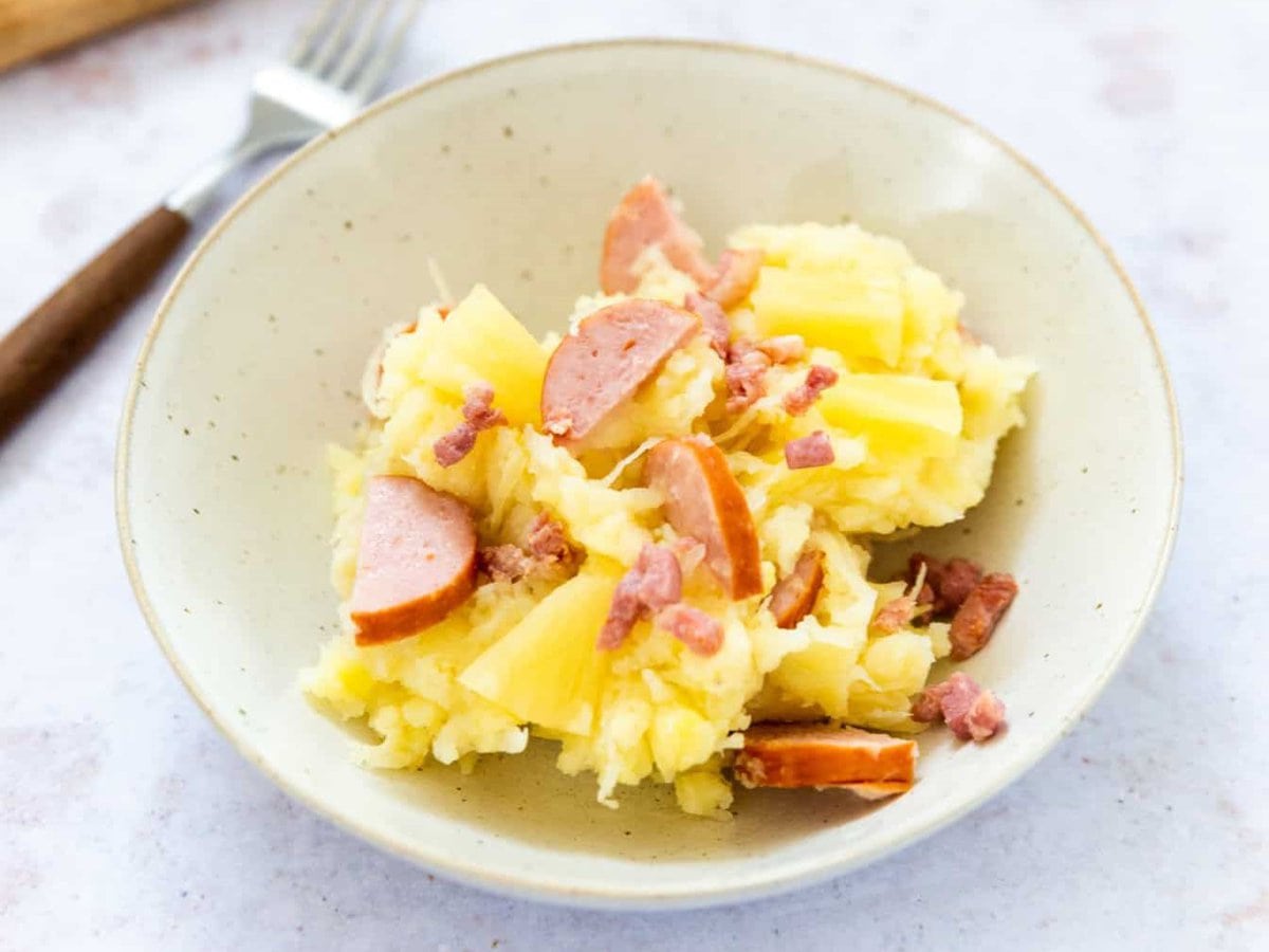 zuurkoolschotel op bord