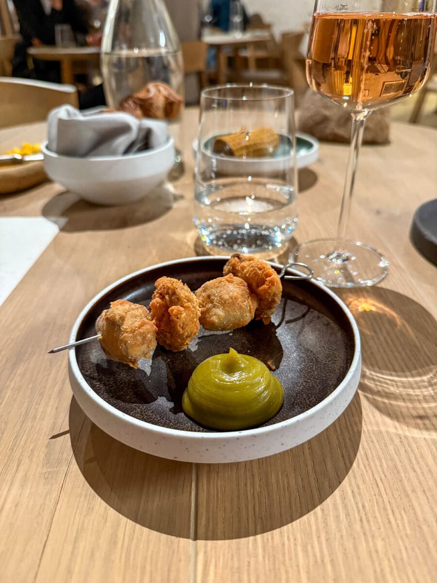 KFC van tofu en paddenstoelen in Vilnius