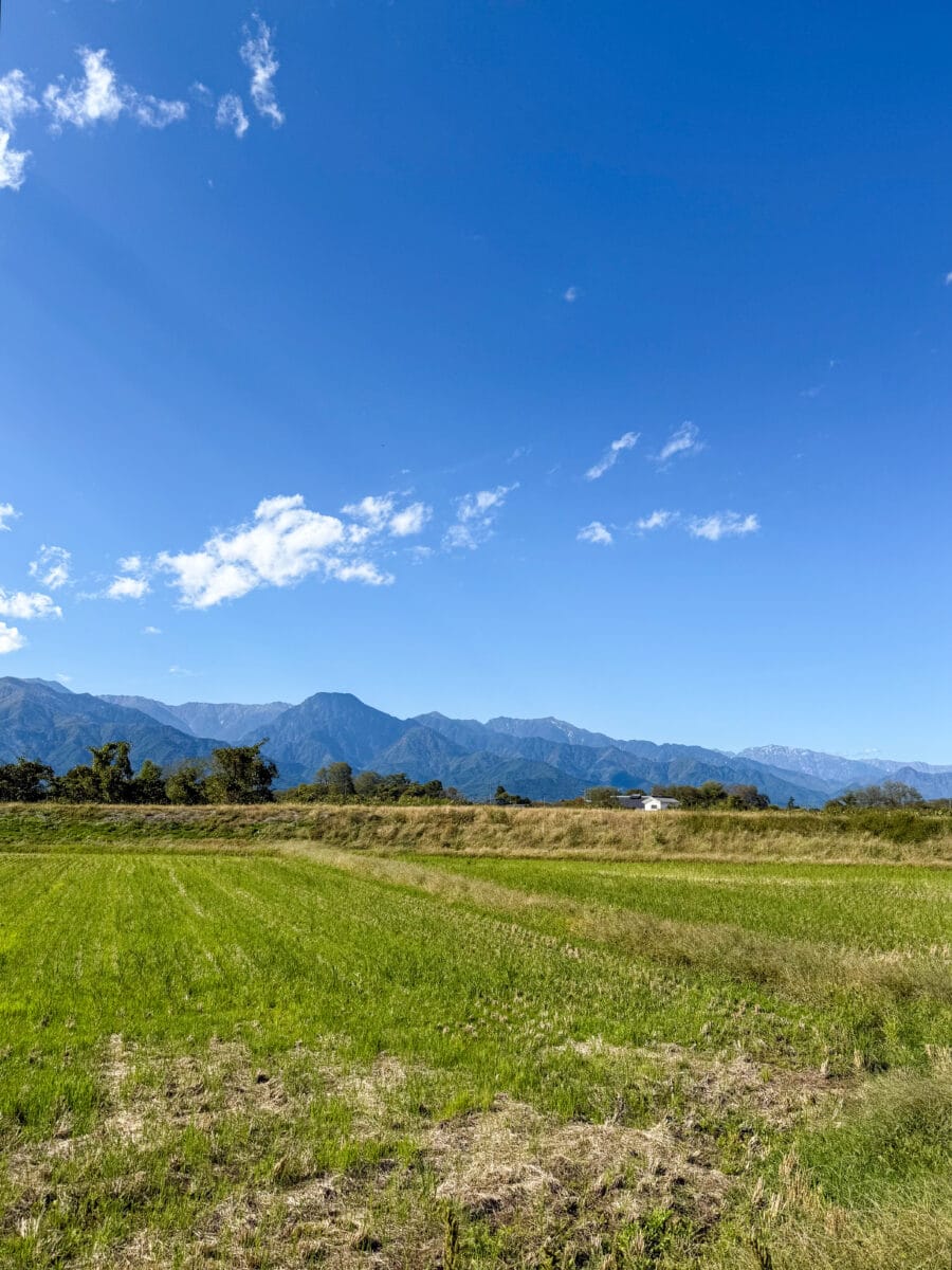 Uitzicht over de Japanse Alpen in Azumino