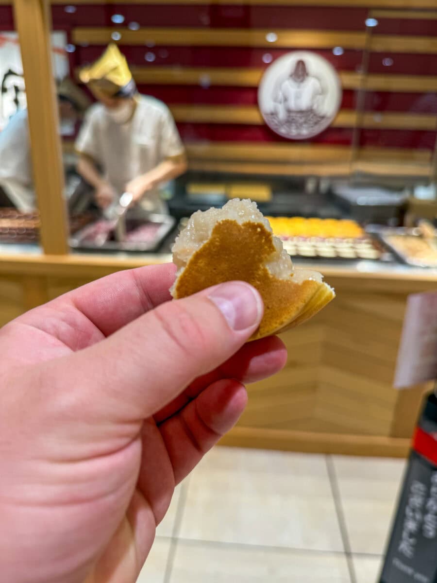 Imagawayaki, een zoete wafel in Japan