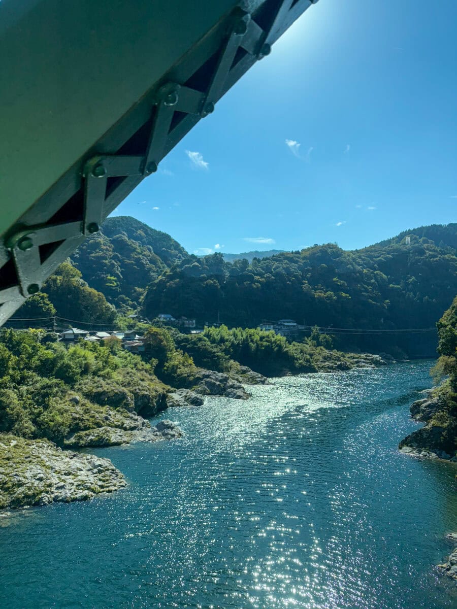 Uitzicht over het landschap van Shikoku