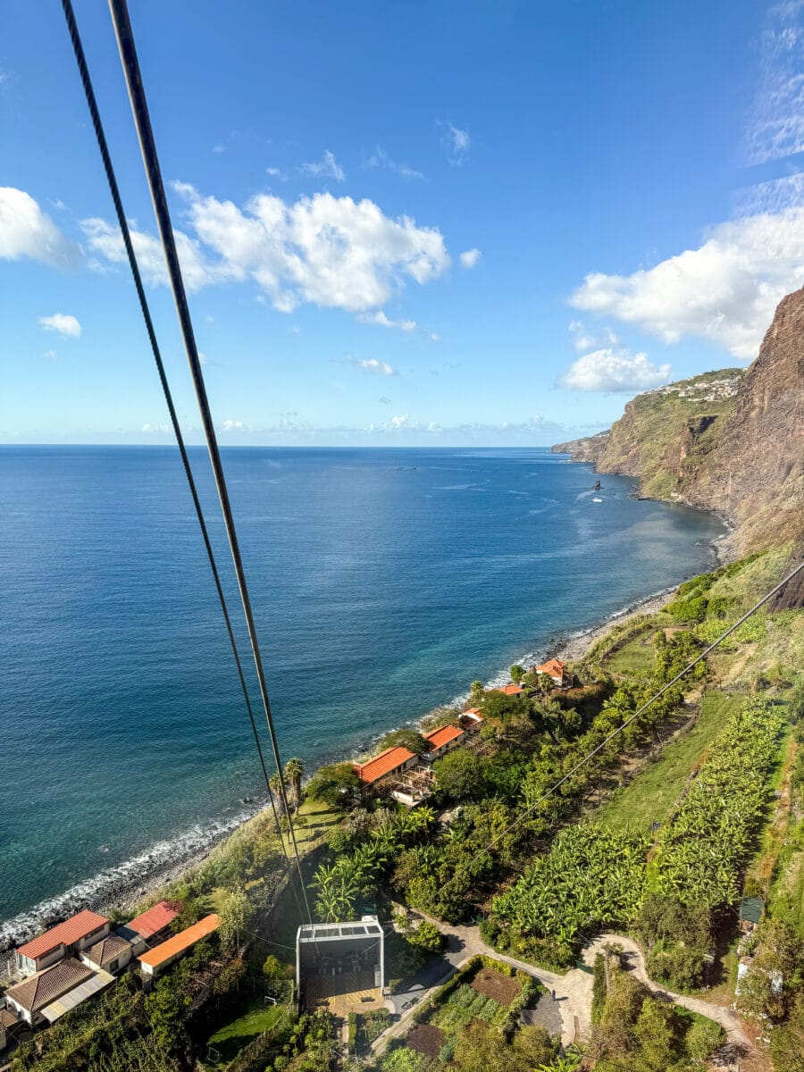 Uitzicht over Fajã dos Padres op Madeira