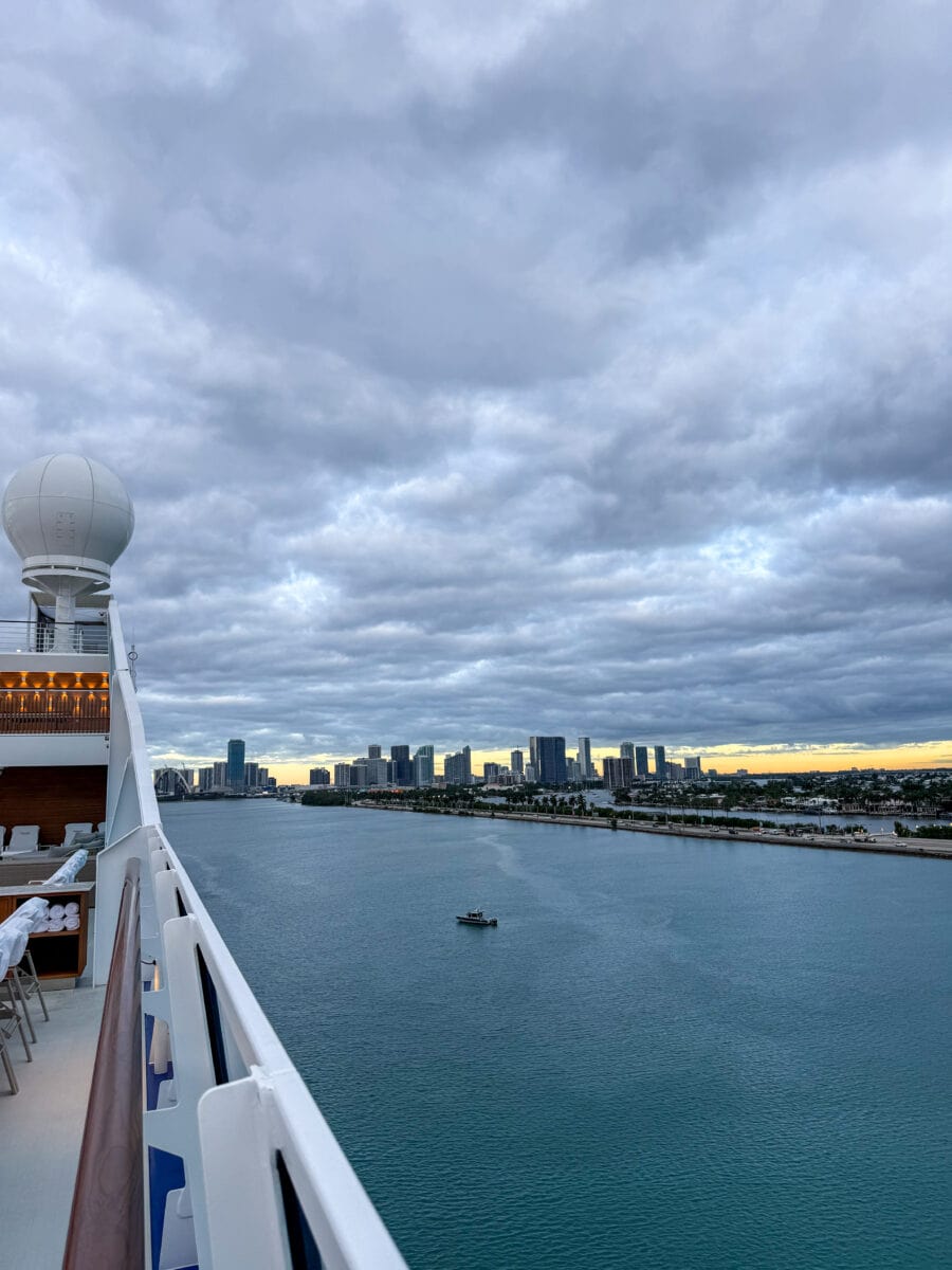 Uitzicht over Miami vanaf de Allura van Oceania Cruises