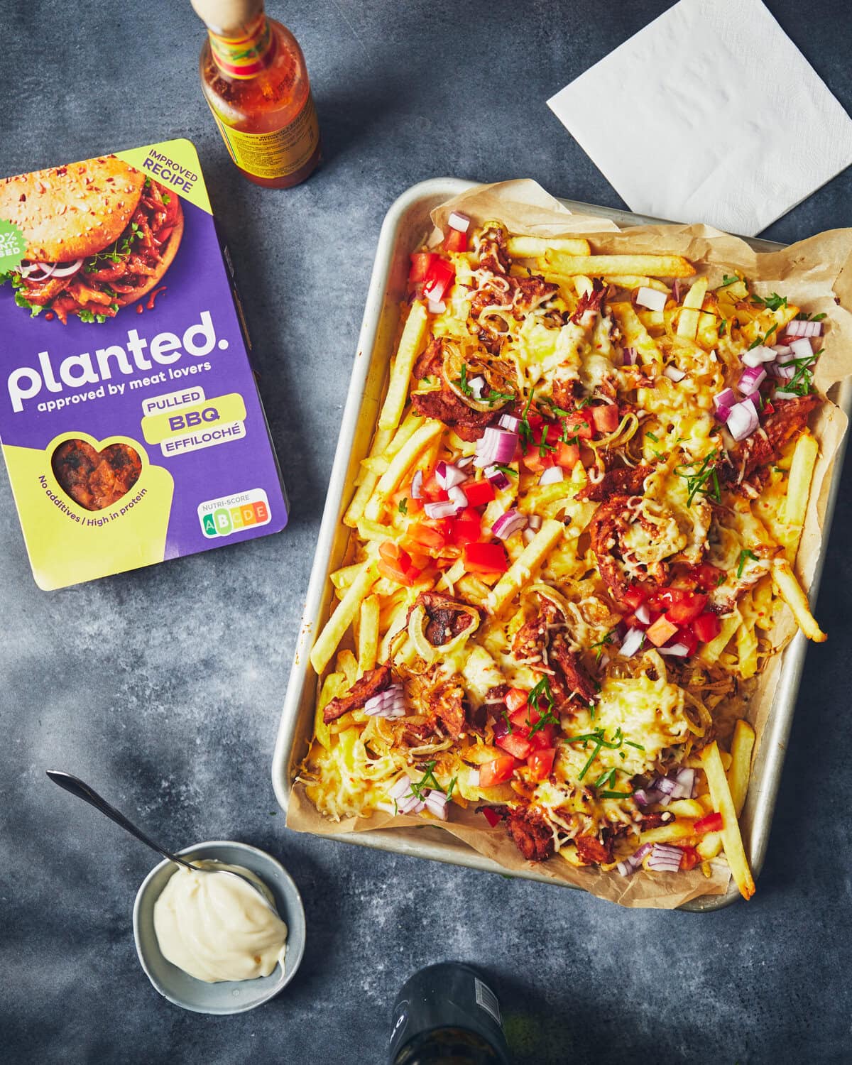 vega loaded fries in ovenschaal