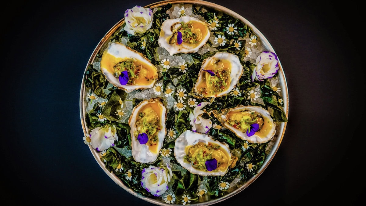 Oesters volgens de Nikkei-keuken van BlueBlood Den Haag