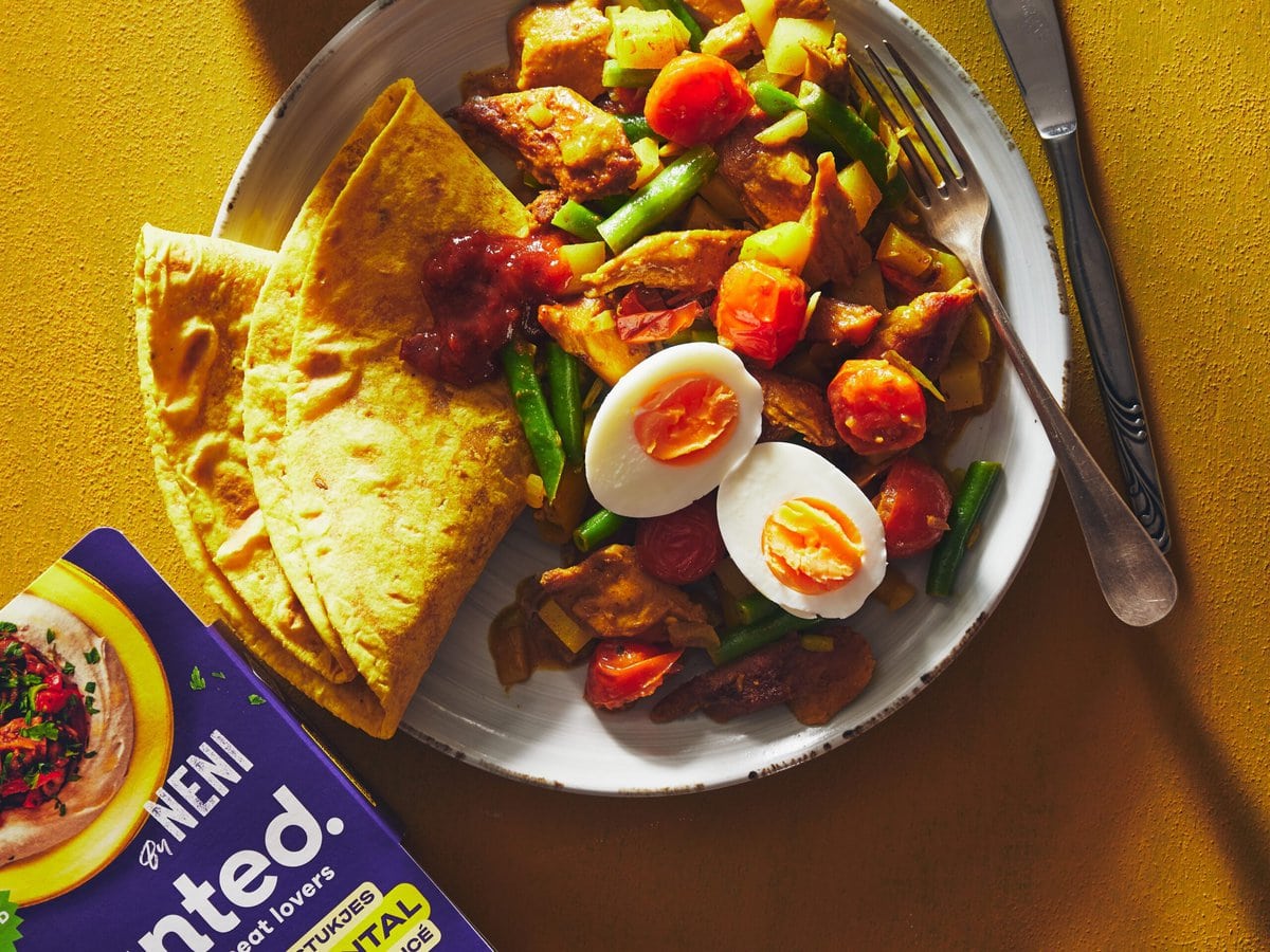 bord met vegetarische roti masala