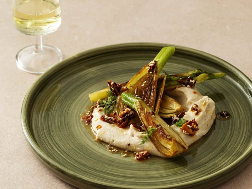 Geroosterde-venkel-met-wittebonenpuree-en-crispy-chiliolie