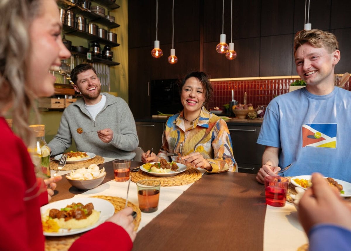 IKEA eetclub aan tafel