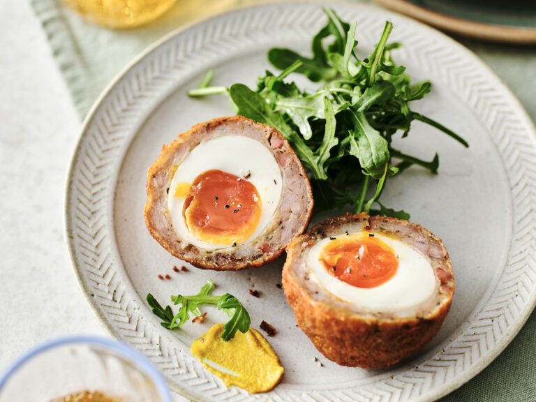 Italiaans gekruide scotch eggs