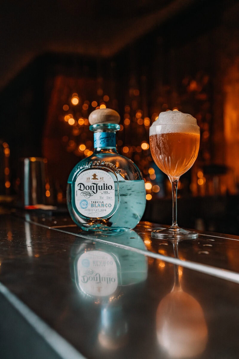 Cocktail op een bar in Amsterdam