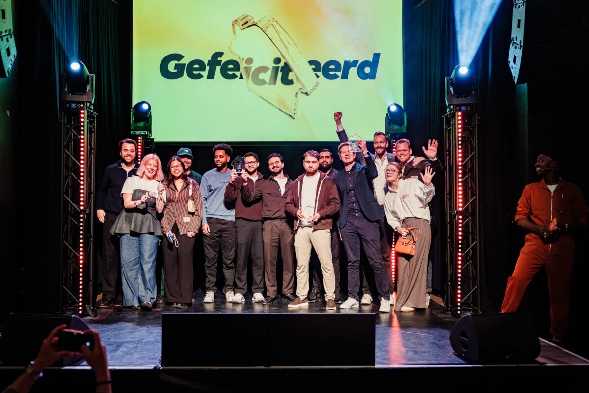 Winnaars van beste bezorgrestaurants in Nederland op het podium