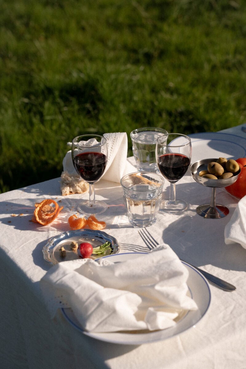 Gedekte tafel bij The Long Table in Limburg