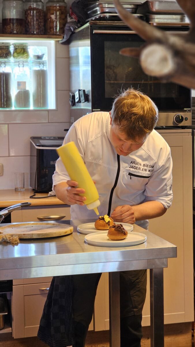Arjen Biesma in de keuken