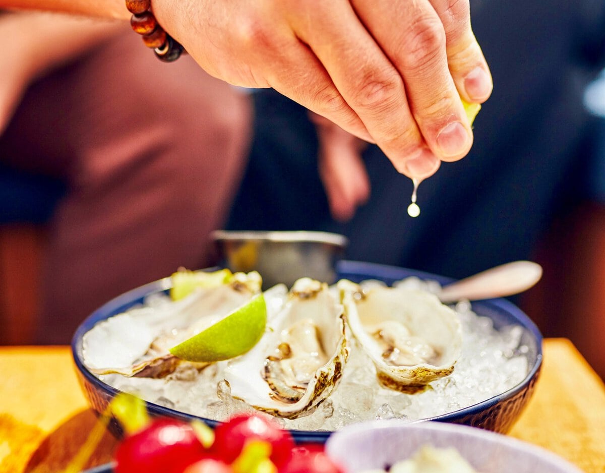 Oesters op een terras