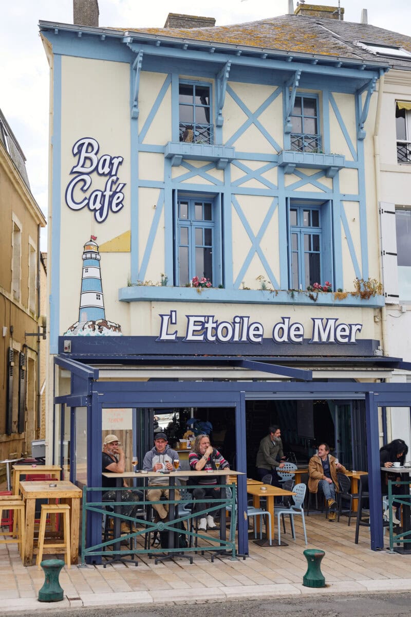 Café in de visserswijk La Chaume in Les Sables d'Olonne