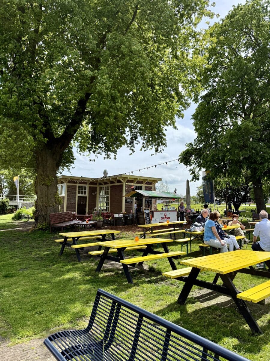Terras bij IJsselhuis Gouda