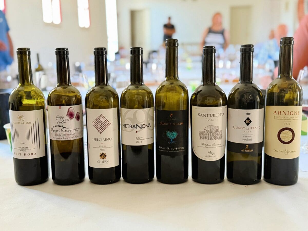 Verschillende wijnen uit de Italiaanse wijnregio Bolgheri