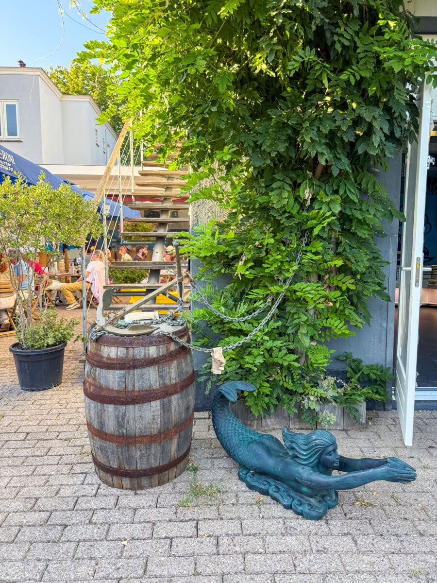 Terras bij The Salty Mermaid in Arnhem