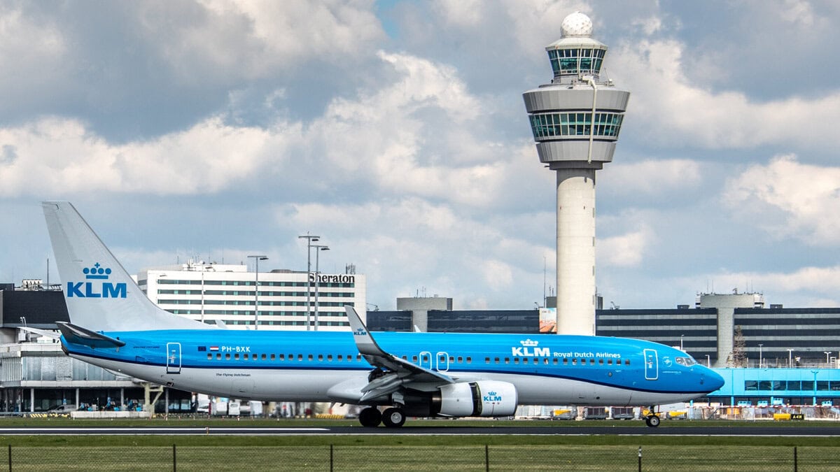 Boeing 737 van KLM op Schiphol