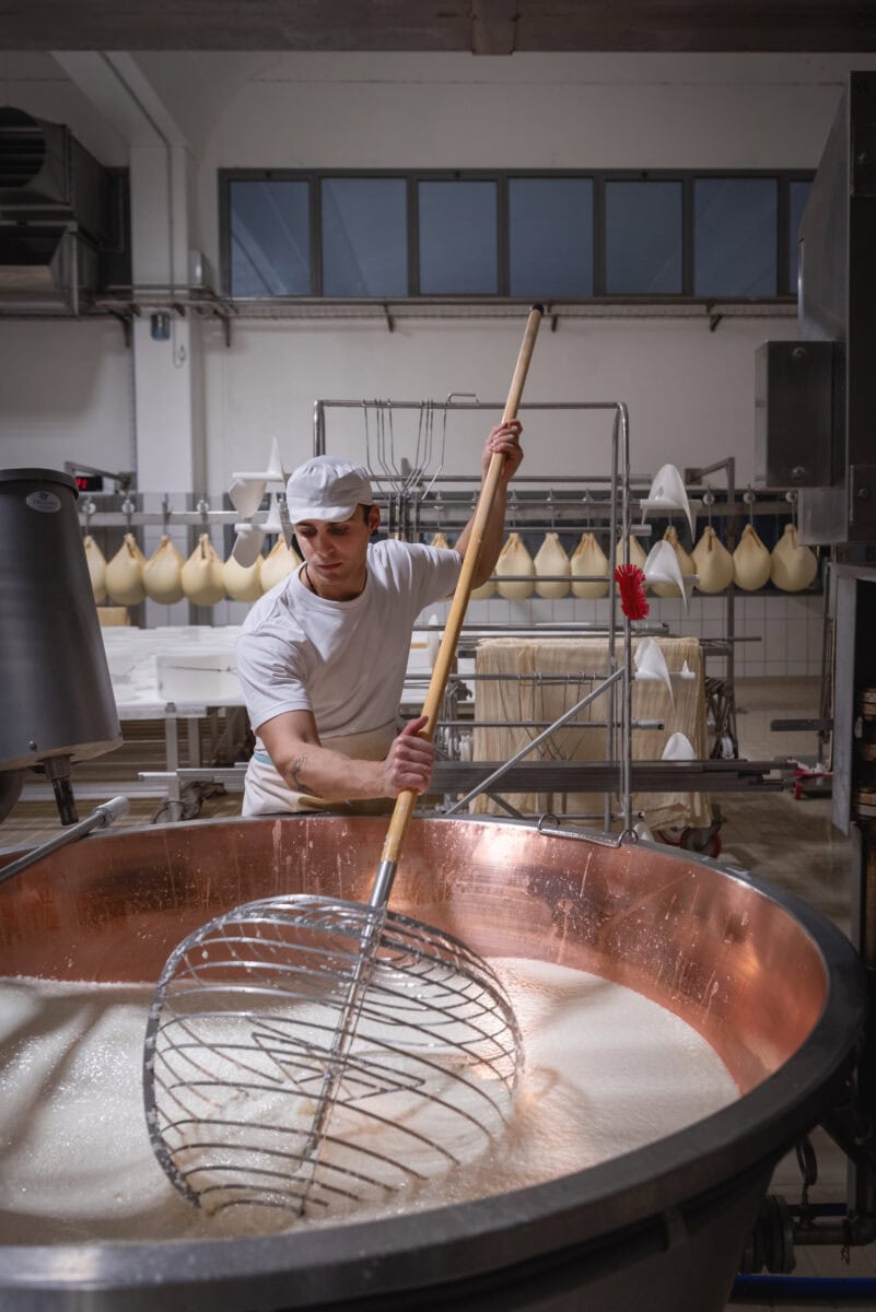 Grana Padano maken Italiaanse kazen