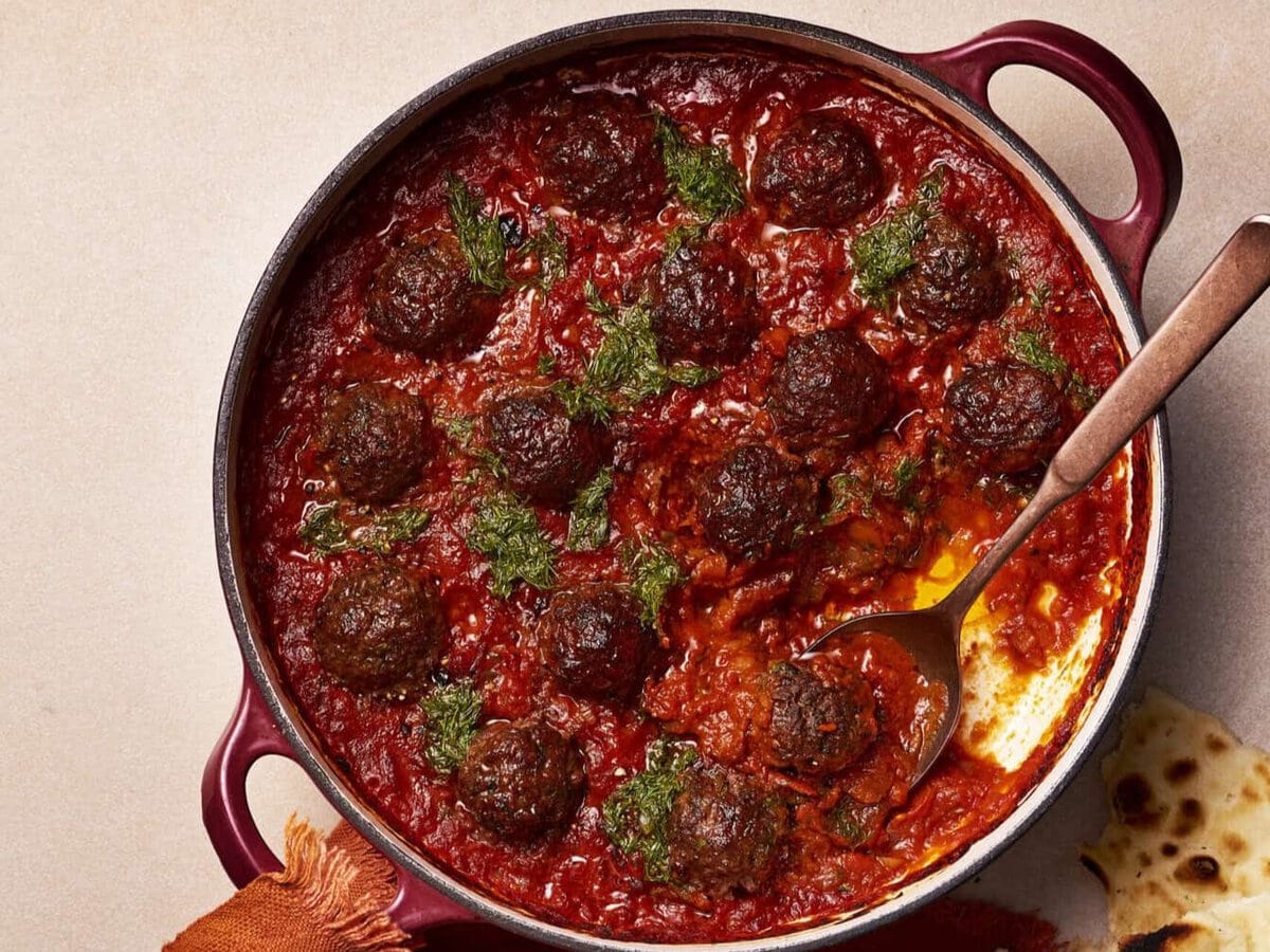 Gehaktballetjes in tomaten-kardemom-limoensaus