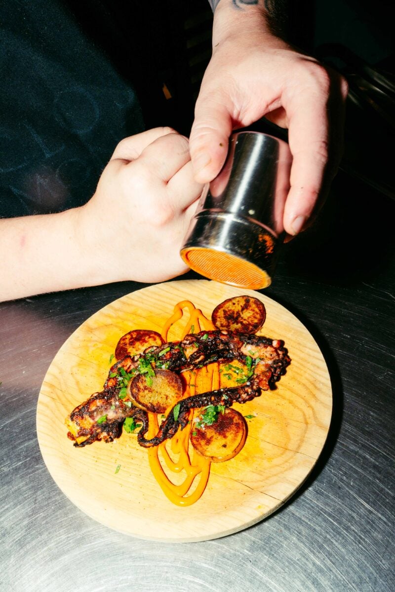 Octopus met saus