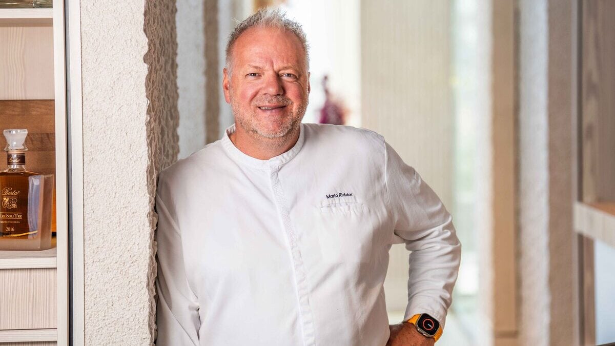 Chef-kok Mario Ridder van restaurant Azurite in Delft