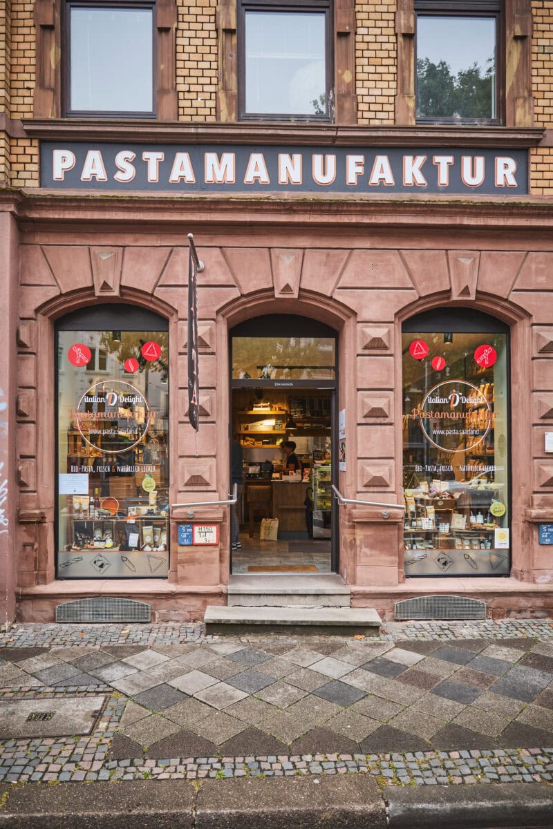Ingang van Pastamanufaktur in Saarbrücken